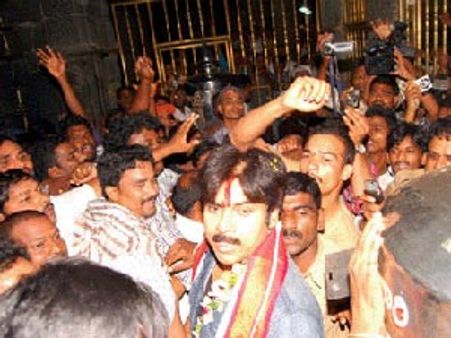 సింహాచలంలో పవన్‌ అపచారం.. విచారణ