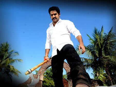 భారీగా కర్ణాటకను టార్గెట్ చేసిన జూ.ఎన్టీఆర్