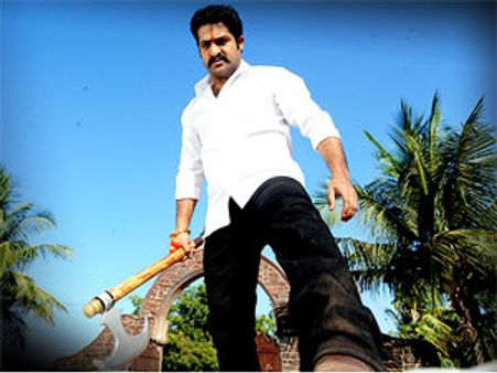 దమ్ము....స్టోరీ డీటేల్స్