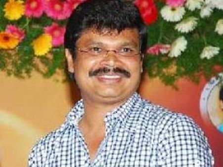 జాకీ అవతారం ఎత్తిన బోయపాటి