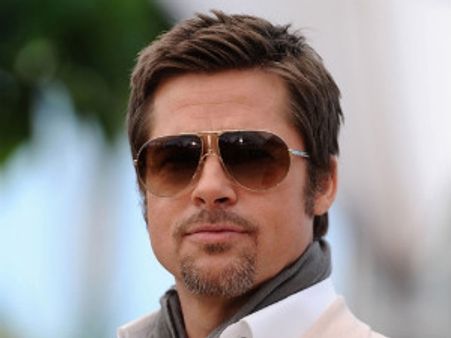 ఆడవారి పెర్ఫ్యూమ్‌కు మోడల్‌గా సూపర్ స్టార్