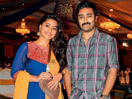 పెళ్లి టెలికాస్ట్ రైట్స్ అమ్ముకున్న స్నేహ!