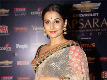 అతడితో రహస్య ‘సం’బంధం నిజమే: డర్టీ ‌లేడీ