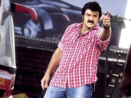 బాలయ్య.... పంచ్ డైలాగులు