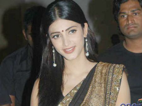 ‘గబ్బర్‌ సింగ్’ హిట్ పై శృతి హాసన్ స్పందన