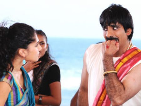 'ఈగ' దెబ్బకు చేతులు మారిన ‘దరువు’