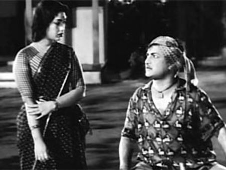 ‘గుండమ్మ కథ’ని ఆ హీరోలతో రీమేక్: అక్కినేని