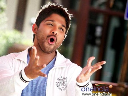 భారీ ప్రమాదం నుంచి ఎస్కేప్ అయిన అల్లు అర్జున్...