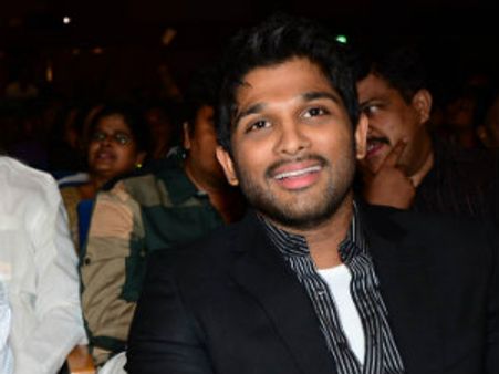 వేరే హీరో సినిమా ఫ్లాప్ కి ఆనందపడ్డా:అల్లు అర్జున్