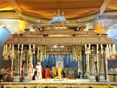 రామ్ చరణ్ పెళ్లి మండపం గురించి ఆర్ట్ డైరక్టర్