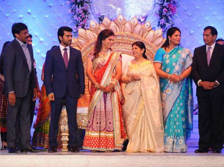 రామ్ చరణ్ స్పెషల్ పెళ్లి విందు డిల్లీలో....