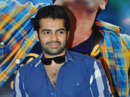 హాలీవుడ్ లో తీస్తే మెచ్చుకుంటారు కానీ...:రామ్