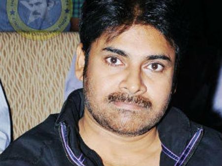 'దేవుడు చేసిన..'ఆడియోకి పవన్ ఎందుకు రాలేదు?