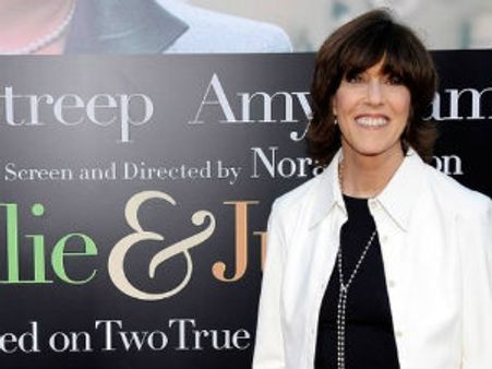 ప్రముఖ హాలీవుడ్ స్క్రిప్ట్ రైటర్, దర్శకురాలు మృతి