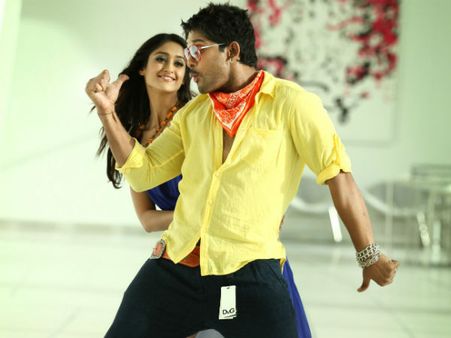 అల్లు అర్జున్ ‘జులాయి’ మళ్లీ వాయిదా?