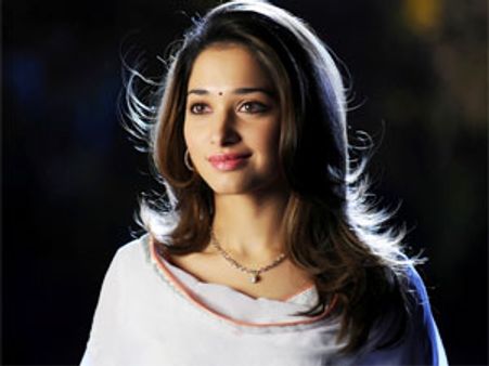 'కెమెరామేన్ గంగతో..'లో పాత్ర ’143′కంటిన్యూషనా