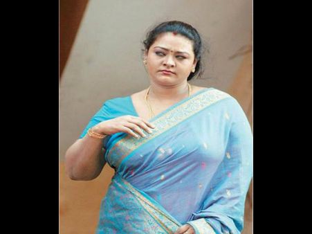 లేడీ నిత్యానందగా...షకీలా