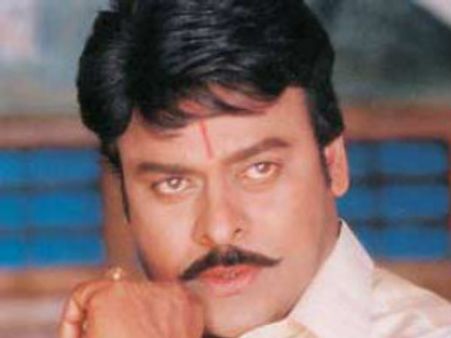 ఆ స్టార్ హీరోతో...చిరు ‘ఇంద్ర’ బాలీవుడ్ రీమేక్