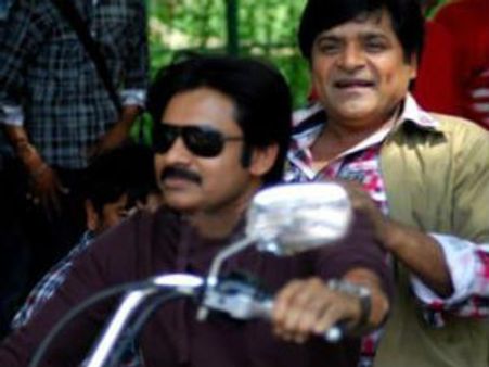 పవన్ కళ్యాణ్ మరో డైరక్టర్ ని రిజెక్టు చేసారు