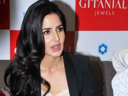 భాగ్యనగరంలో సందడి చేసిన కత్రినా