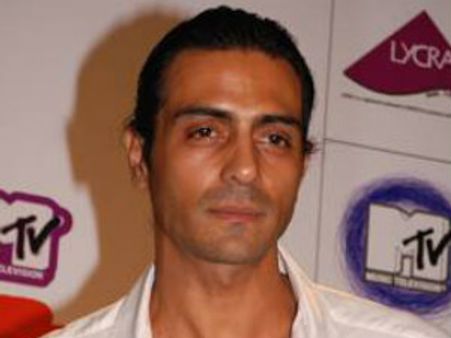 హీరోయిన్లు అలాంటి పరిస్థితుల్లోనా?