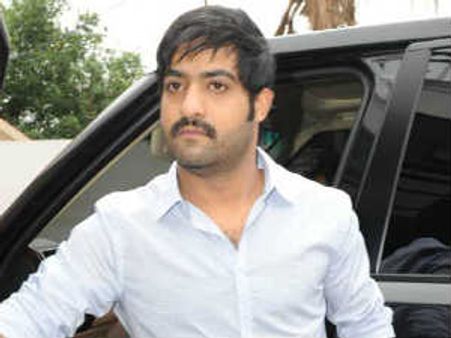 డైరక్టర్ శ్రీను వైట్లకు ఎన్టీఆర్ ఆ గిప్ట్