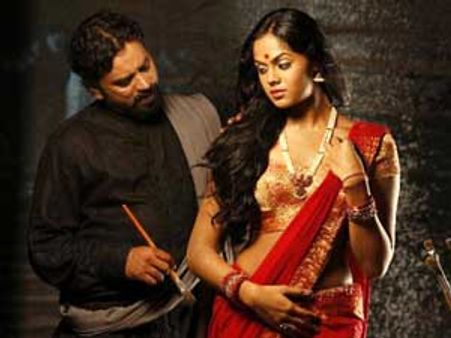 ఊర్వశి పాత్రలో ఎన్టీఆర్ హీరోయిన్