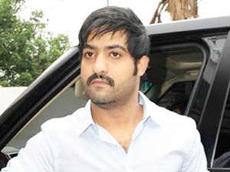 పూరీ జగన్నాధ్ కి ఎన్టీఆర్‌ ఇచ్చిన గిప్ట్ బ్రూస్లీ