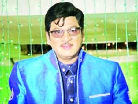 రాజేంద్రప్రసాద్... పైకిరాడు రానివ్వడా?