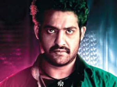 ‘బాద్ షా’ఫస్ట్ రోజు నుంచి ఎన్టీఆర్ ఫైటే