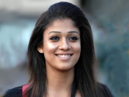 నయనతార సొంత వాయిస్ ఆ తెలుగు సినిమాలో ...