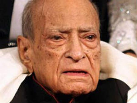 బాలీవుడ్ వెటరన్ యాక్టర్ హంగల్ కన్నుమూత