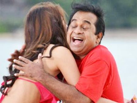 ‘వెన్నెల వన్‌ అండ్‌ హాఫ్‌’ సెప్టెంబర్ 14