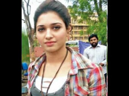 ‘కెమెరామెన్‌ గంగతో రాంబాబు’గురించి తమన్నా