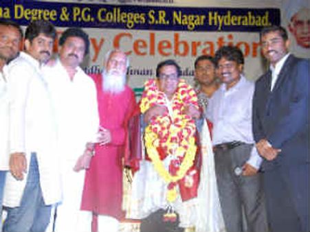 నవ్వులడాన్ బ్రహ్మీకి సన్మానం