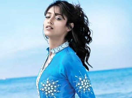 ఇలియానాపై మండిపడుతున్న త్రివిక్రమ్?