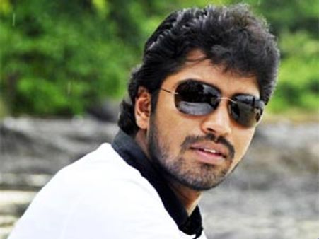 అల్లరి నరేష్ ‘యాక్షన్'లో కె.రాఘవేంద్రరావు