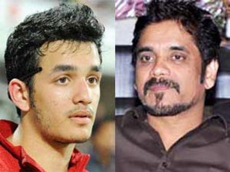 పైరసీ కుర్రాడు: అఖిల్‌ని గుర్తు చేసుకున్న నాగార్జున