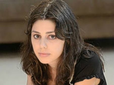 దర్శకుడి మోసం, హీరోయిన్‌కి ప్రాణభయం!