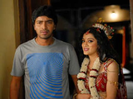 పవన్, టాప్ హీరోలను ఫాలో అవుతున్న అల్లరి నరేష్