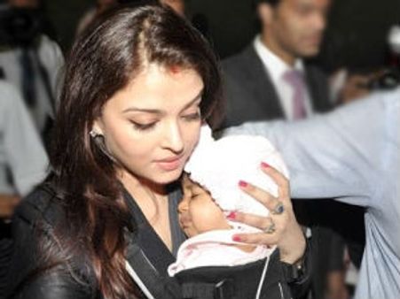 ఐశ్వర్యరాయ్ కూతురు రియల్ ఫోటో ఇదే...