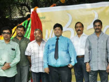 సిక్స్ ప్యాక్ కథాశంతో కృష్ణుడు...‘మిస్టర్ మన్మథ’