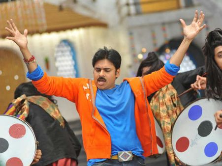 త్రివిక్రమ్ తర్వాత పవన్ చెయ్యబోయే దర్శకుడు ఎవరంటే...