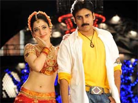 వెయ్యి మందితో ‘కెమెరా... రాంబాబు’ క్లైమాక్స్ డబ్బింగ్