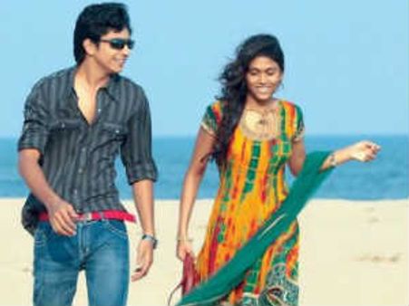 తప్పిపోయిన కొడుకుని దొరికేలా చేసిన చిత్రం