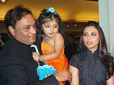 లైంగిక వేధింపులు-టాప్ హీరోయిన్ బ్రదర్ అరెస్ట్