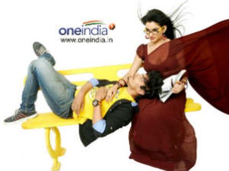 చిత్రాన్ని చూడమని ప్రమాణం,ఇతరులూ చూడొద్దని విజ్ఞప్తి