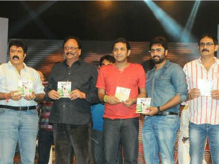 హైట్ తక్కువ ఉండటం వల్లనే : బాలకృష్ణ