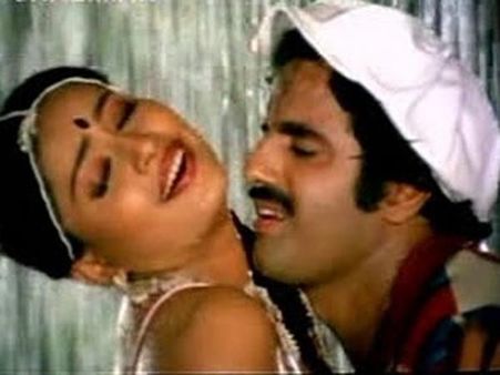 రాజకీయాల్లో ప్రత్యర్థులు: సినిమాల్లో శృంగార నాయికలు