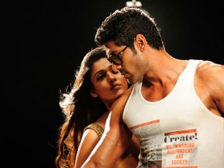 'కృష్ణం వందే జగద్గురుమ్‌' కథ ఏమిటంటే...